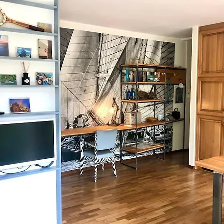 Mascalzone Latino, Center Apartamento *
